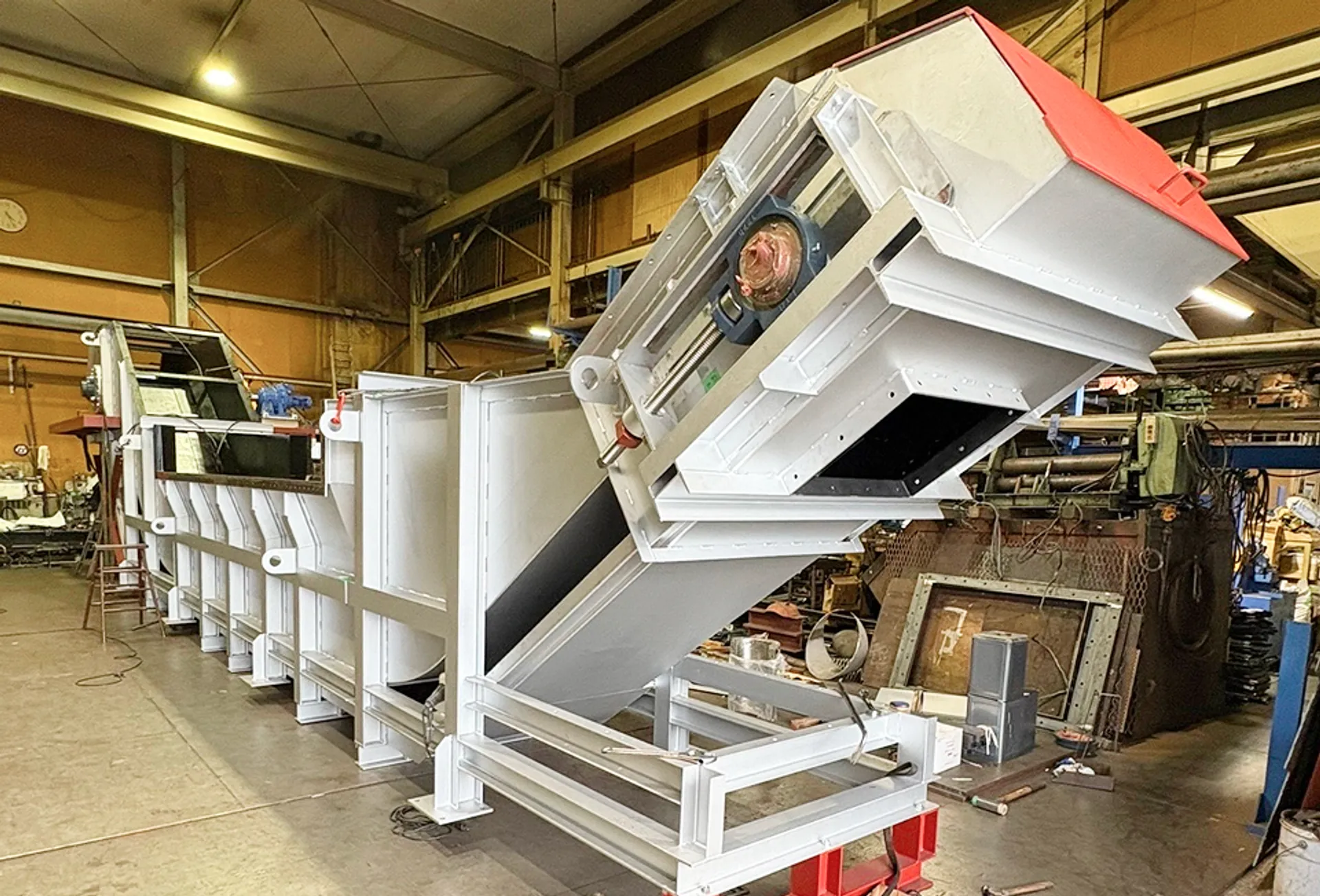 コンベア・ホッパー・ダクト製作